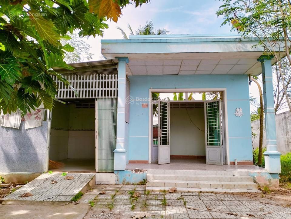 Bán đất mặt tiền quốc lộ 60. giữa bùng binh hàm luông và cầu cái cấm phường bến tre, vĩnh long