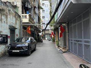 Bán nhà nguyễn chí thanh  lô góc  ngõ ô tô tránh