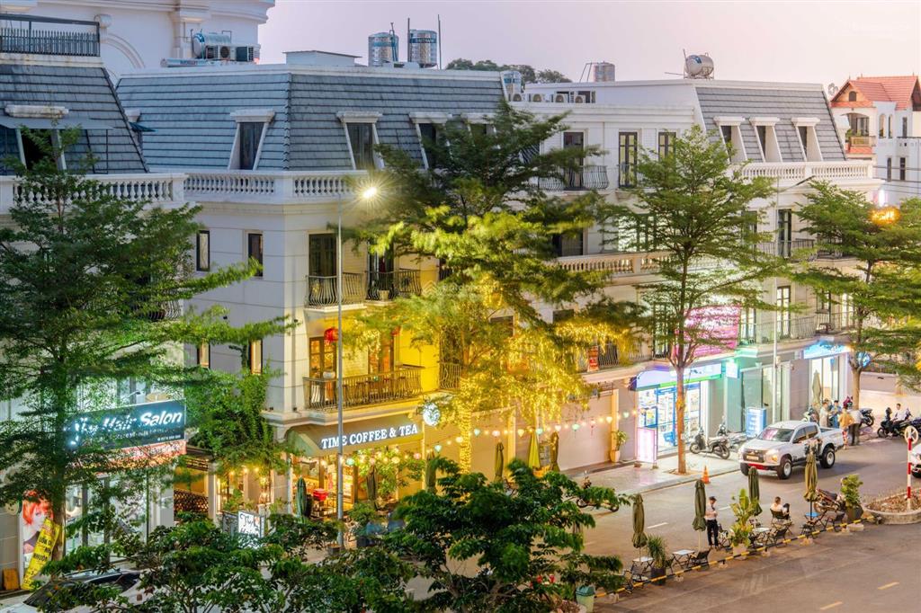 Bán 1 căn duy nhất tại khu phức hợp vincom dĩ an