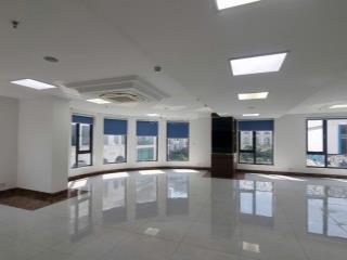Cho thuê văn phòng lô góc hai mặt thoáng tại nam trung yên, cầu giấy 180m2 30tr
