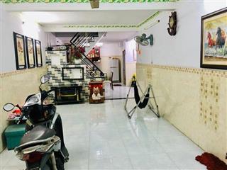 HOT, CẦN BÁN GẤP MẶT TIỀN ĐƯỜNG HỤT ĐƯỜNG ĐÔNG HỒ [P4, Q8]DT: 74M2 (3.8 X14M) 2T,3PN,2WC