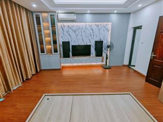 30/35m tại doãn kế thiện mai dịch 6t oto cất trong gara