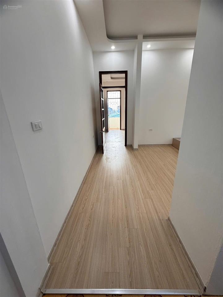 40m tổng 2p ngủ ,khách bếp sổ đỏ sẵn giao dịch khu vực tiện ích gập tràn