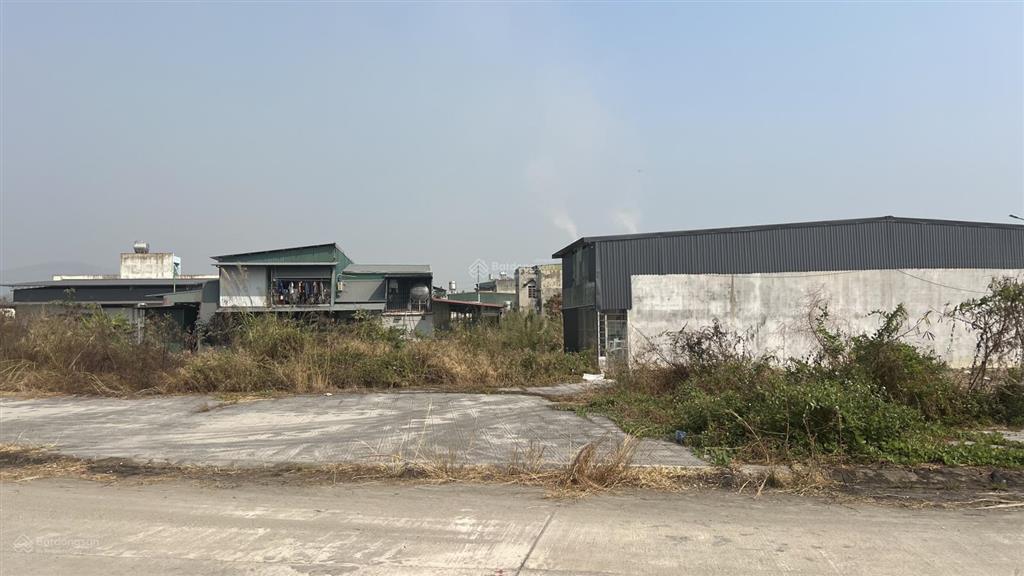 Bán lô góc đất đấu giá khu 10 quang trung, uông bí, quảng ninh