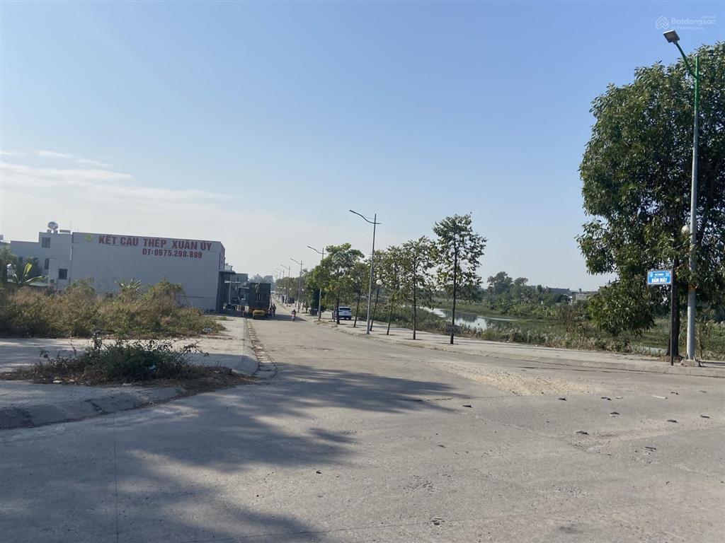 Bán lô góc đất đấu giá khu 10 quang trung, uông bí, quảng ninh