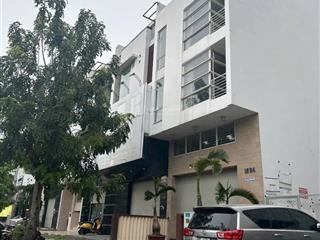 Siêu phẩm mt hoàng quốc việt nhà 12x24m 53 tỷ kiến trúc chuẩn thương mại, sổ hồng 0357 313 ***