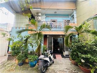 Hiếm dương quảng hàm 24m2 công nhận đủ chỉ 2tỷ550 ,ôtô tận cửa .