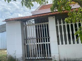 Bán nhà mặt tiền đường trần toại khu tái định trung tâm tuy hòa, gần biển phú lâm giá ngộp