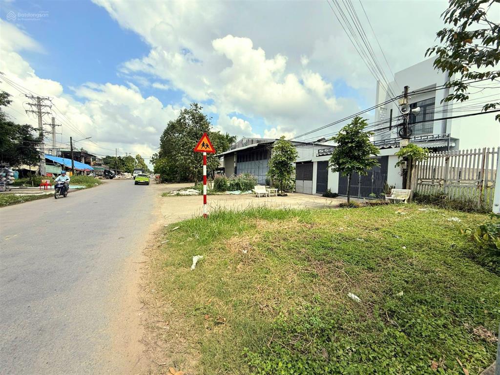 Bán đất mặt tiền kinh doanh khu dân cư tp. sóc trăng gần bệnh viện quân y