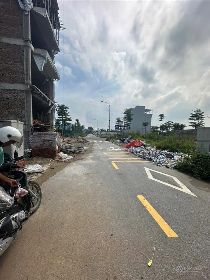 Đất đấu giá huỳnh cung, tam hiệp, giáp tây nam linh đàm, đường phan trọng tuệ, thanh trì