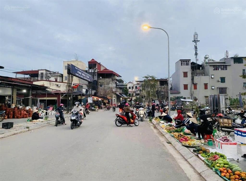 Chính chủ bán đất nền xã cổ đông 91,8m2, 3 mặt tiền, view hồ, công viên cây xanh