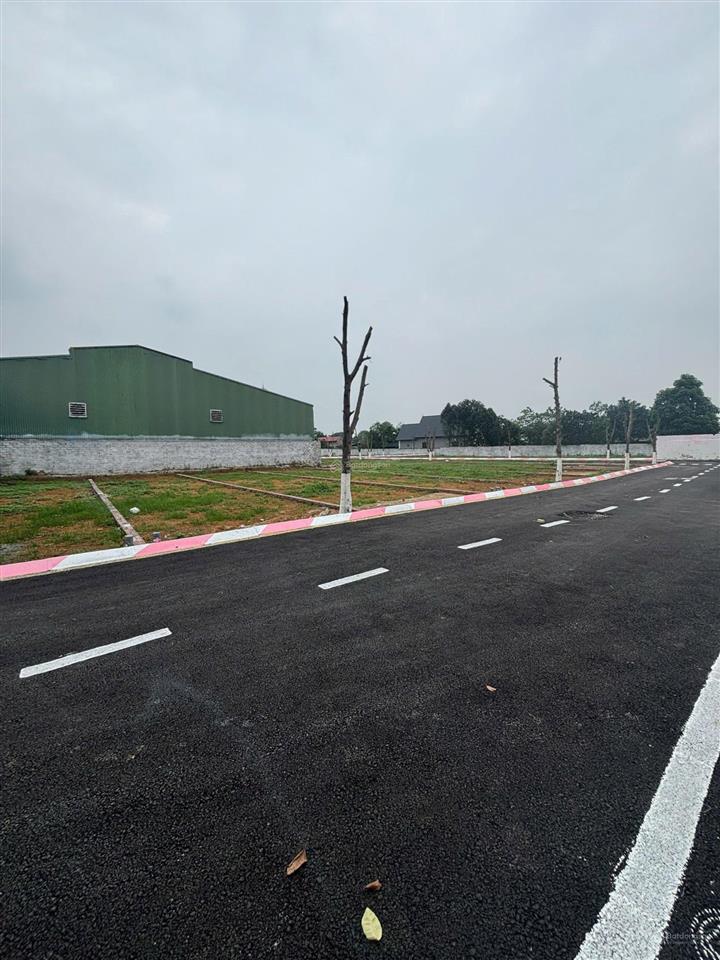 Siêu phẩm đất nền  vị trí vàng tại hòa lạc ngay gần ngã tư vai réo gần đhqg & ga metro 5