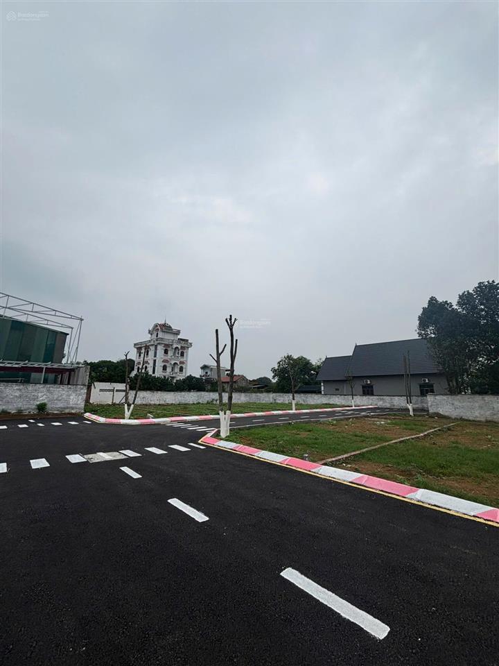 Siêu phẩm đất nền  vị trí vàng tại hòa lạc ngay gần ngã tư vai réo gần đhqg & ga metro 5