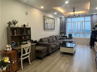 Chính chủ cần bán căn hộ giai việt q8 115m2 2 phòng ngủ, có sổ hồng 4ty650.  0986 214 ***