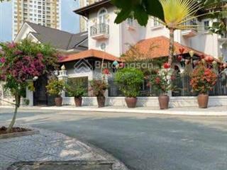 Bán biệt thự 2 mặt tiền compound thảo điền, tp. thủ đức dt 21m x 30m giá 160 tỷ  0899 836 ***