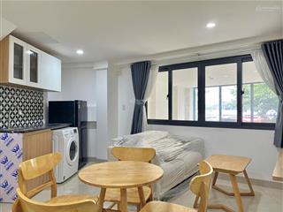 Chính chủ cho thuê căn hộ 2 phòng ngủ mới xây cửa sổ thoáng full nội thất gần bến xe miền đông