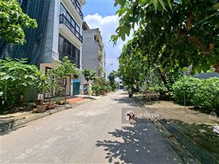 Bán đất khu dv yên nghĩa  hà đông 50m2 x mặt tiền 5m, đường 11m ô tô tránh, vỉa hè. giá 11,5 tỷ