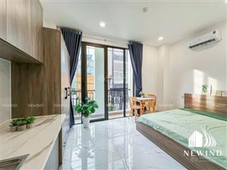 Cho thuê phòng 30m2 ban công rộng gần chợ bà chiểu, đh hutech gtvt ngoại thương, uef  0347 952 ***
