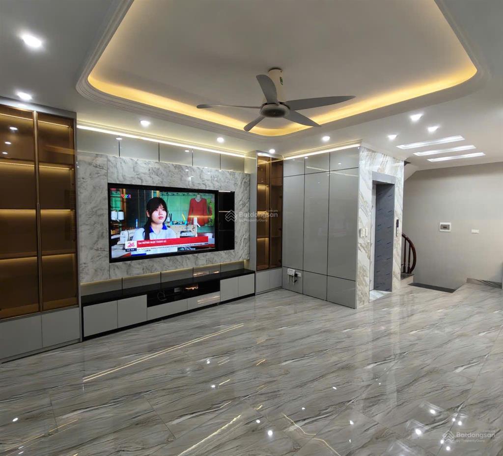 Bán nhà đẹp thạch bàn cổ linh, 40m², 6 tầng thang máy, ô tô vào nhà, gần aeon, giá 13,7tỷ