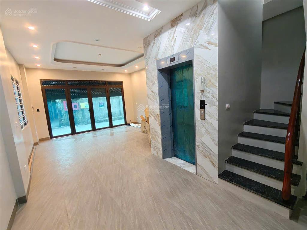 Bán nhà đẹp thạch bàn cổ linh, 40m², 6 tầng thang máy, ô tô vào nhà, gần aeon, giá 13,7tỷ