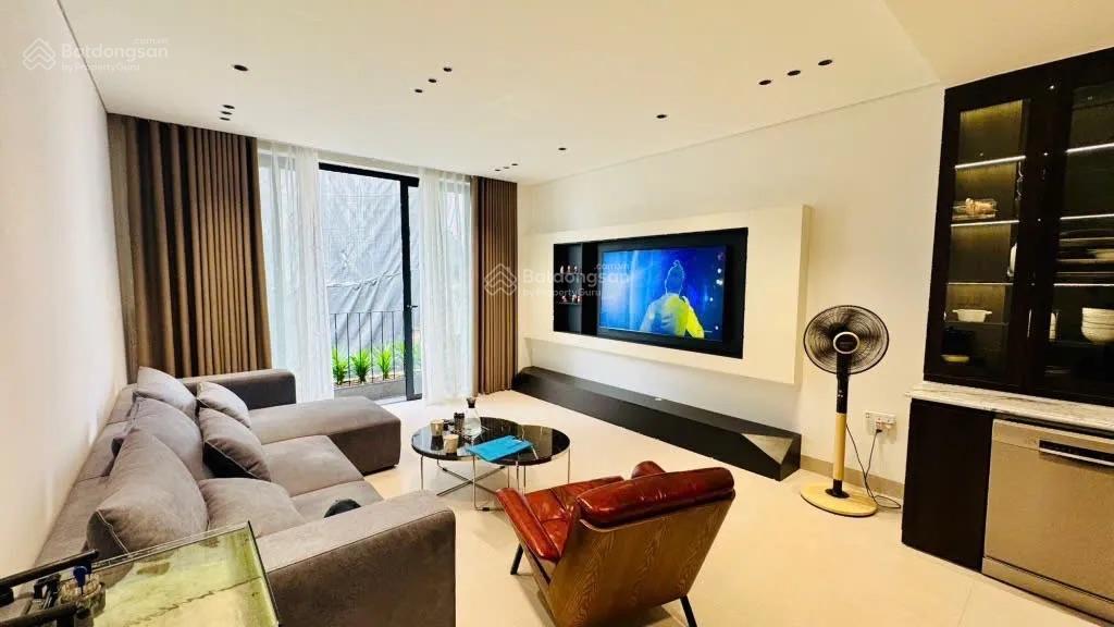 Bán nhà phố ngọc thuỵ long biên dt73m2 giá 16.4 tỷ. nhà đẹp gara oto 6 tầng thang máy full nội thât