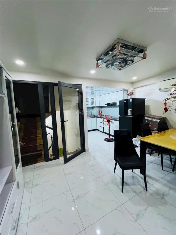 Bán nhà mặt tiền 478 lê hồng phong p.1 q.10