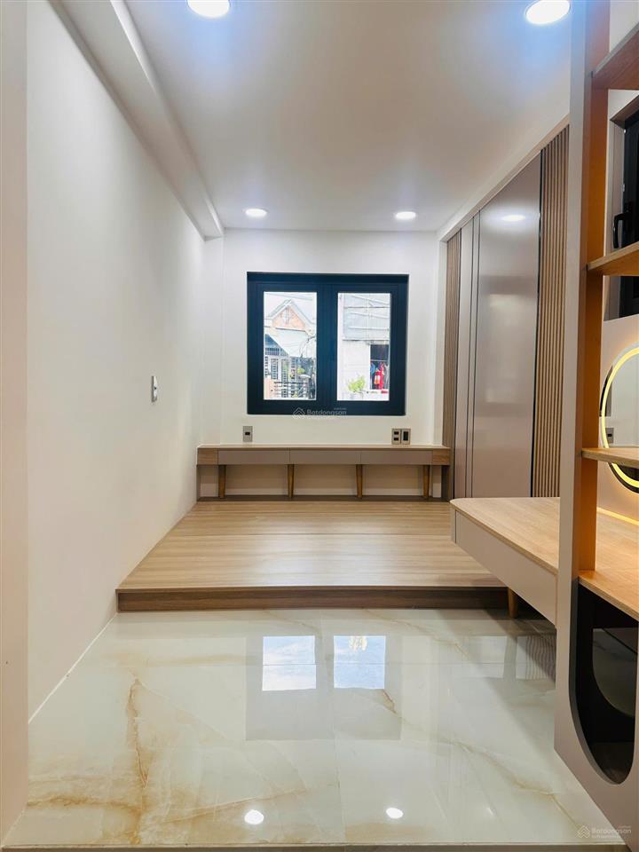 Bán nhà góc 2 mặt tiền hòa hưng p. 13 q. 10 giá chỉ 5,9 tỷ