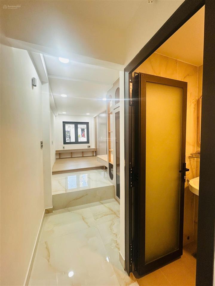 Bán nhà góc 2 mặt tiền hòa hưng p. 13 q. 10 giá chỉ 5,9 tỷ