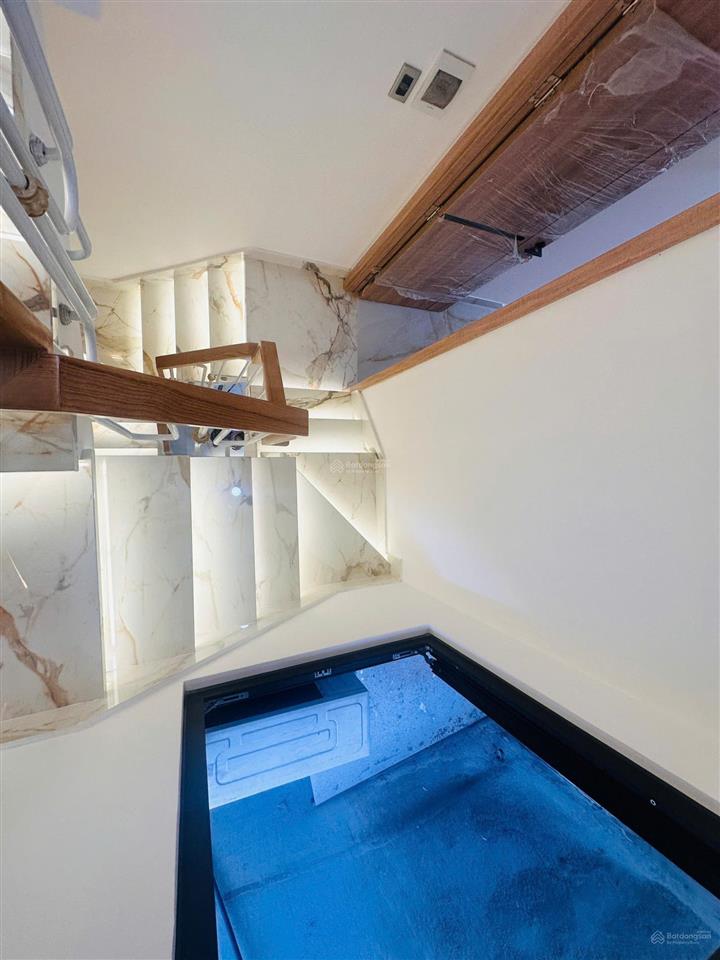 Bán nhà góc 2 mặt tiền hòa hưng p. 13 q. 10 giá chỉ 5,9 tỷ