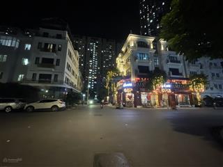 Bán nhà kđt văn khê 82.5m2, mt 5m vỉa hè kinh doanh giá 24 tỷ