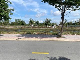 Bán gấp đất nền 90m2 tại đt 824, hựu thạnh, đức hòa, long an, 1 tỷ