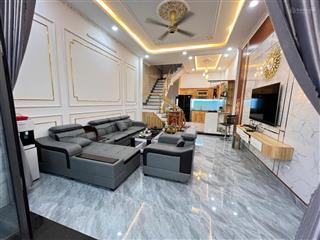 Giá sock! lô góc 2 thoáng pháo đài láng, đại học ngoại thương, ngõ ba gác, 30m ra ô tô, 45m2*5t