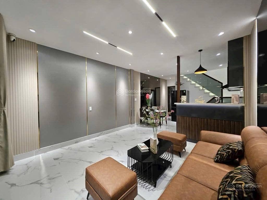 Siêu hiếm! đường láng, ngõ thông, sát phố, ô tô đỗ gần, nhà đẹp ở ngay, dt 43m2*5t. mt 4.5m