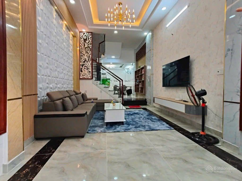 Bán nhà! phố chùa láng, lô góc thoáng sáng, mặt ngõ thông kinh doanh, cách ô tô 30m, dt 39m2 * 5t