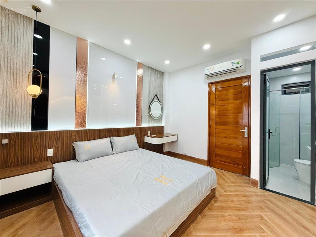 Bán nhà phố hào nam  an trạch, ngõ thông thoáng, 35m ô tô tránh, gần hoàng cầu, sân xe, 38m2*5t