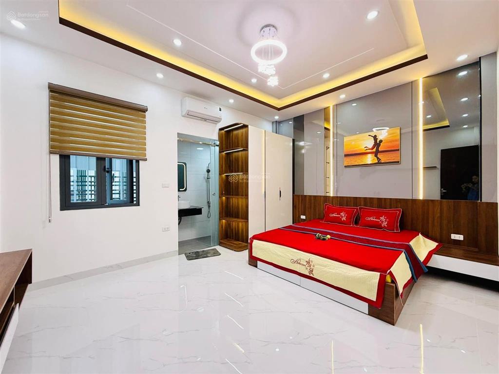 Phải nhanh mới kịp! mặt ngõ pháo đài láng, ngõ thông kinh doanh, ô tô đỗ gần, ko quy hoạch, 40m2*5t