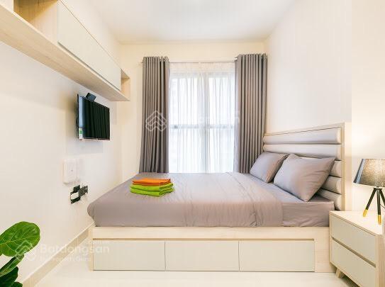 Bán nhanh căn hộ saigon royal 34m2, full nội thất, giá tốt 3 tỷ5   0931 802 ***