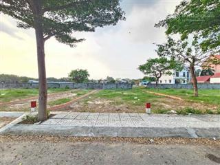 Bán đất 300m2 tại tân phước khánh, tân uyên, bình dương, giá ngộp 950 triệu, dân cư sầm uất.