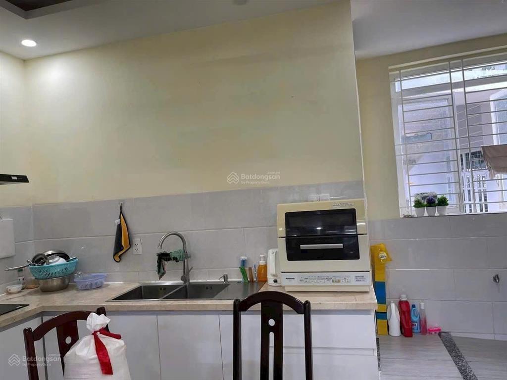 Bán nhà đang cho thuê tại tân kỳ tân quý, 8,45 tỷ, 100m2, gần trường học, bệnh viện, thu nhập cao.