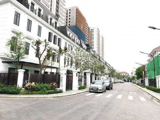 30 tỷ căn liền kề xuân đỉnh  ngoại giao đoàn, sổ hồng 4 tầng, có gara ô tô riêng