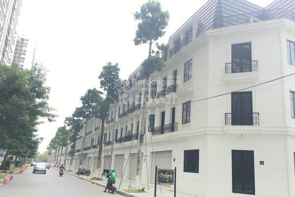 30 tỷ căn liền kề xuân đỉnh  ngoại giao đoàn, sổ hồng 4 tầng, có gara ô tô riêng