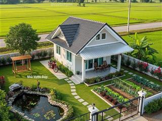 Hiếm  đất biệt thự vườn 3 mặt tiền trung tâm long phước, sẵn thổ cư