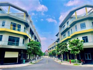 Nhà ở ngay  trung tâm mễ trì  dt60m2  ô tô  giá đầu tư  chỉ 12 tỷ