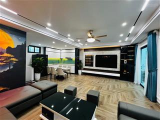 Nhà vip nhất khu vực, gara ô tô rộng rãi mà giá chỉ hơn 7 tỷ.  mrs trang 0969 656 ***