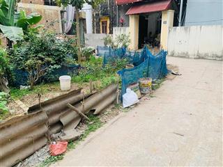 Lô góc thoáng đẹp có 1 không 2. xây nhà theo sở thích giá nhỉnh 4 tỷ.  mrs trang 0969 656 ***