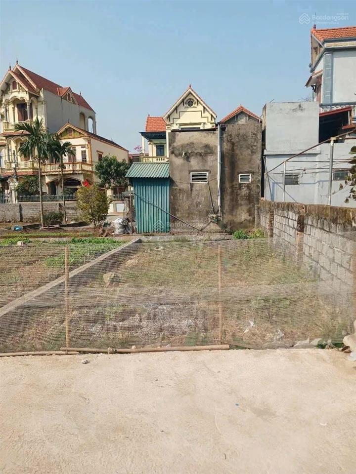 Chỉ 2,4 tỷ bạn đã sở hữu 47m đất ô tô vào, nở hậu thu hút tài lộc. của để giành. 0969 656 ***