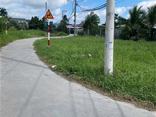 Lô góc hiếm 2 mặt tiền 173m2 có 95m2 thổ cư mt đường năm nho, giá ngộp 3,1 tỷ