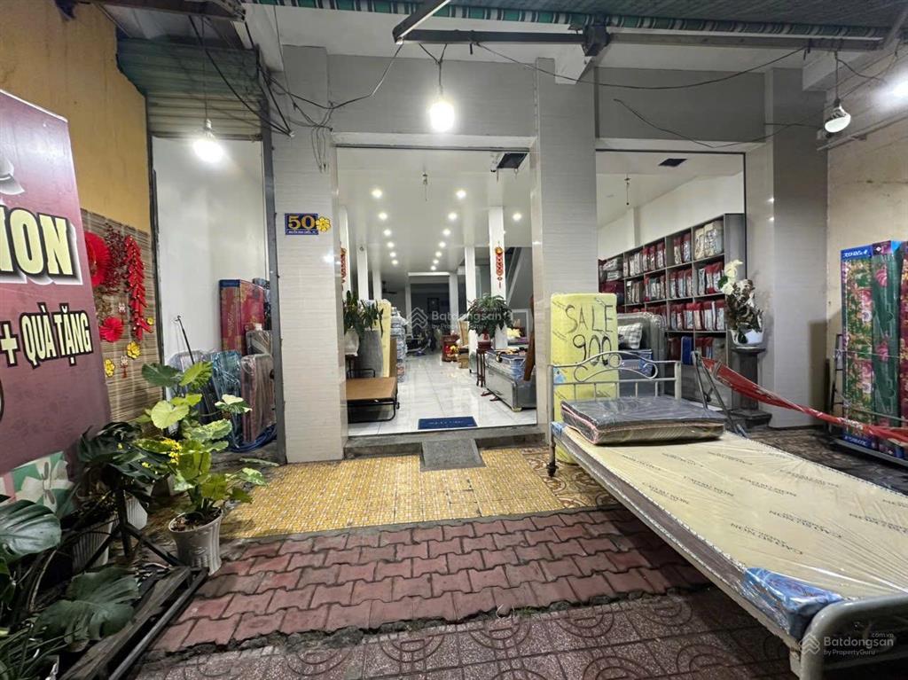Chính chủ bán nhà mt 8m, 3 tầng, số 50 nguyễn đình chiểu, p1, tân an, la, có thang máy,18tỷ6, 160m2
