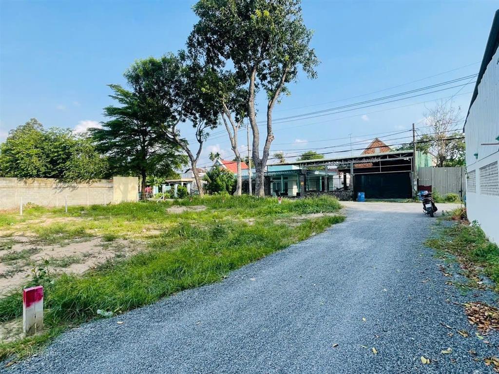 810tr lô đất nở hậu 8.6m, mặt tiền lê thị hà phước vĩnh an | 122m, thổ cư 87m, kinh doanh cực tốt!