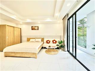 Studio fnt cao cấp bancon to mg riêng gần tdt  lotte  rmit  nttu cầu kênh tẻ dễ đi quận 4 quận 1